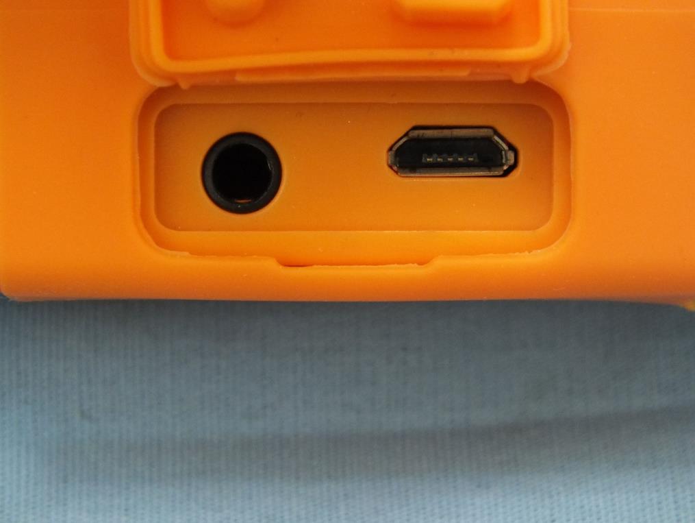 FCC ID 2AA5C-FWS217 External Photos