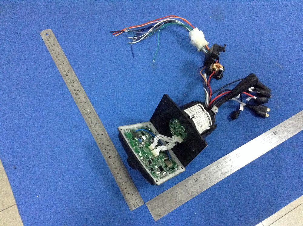 FCC ID 2AA7S-PMX2 Internal Photos