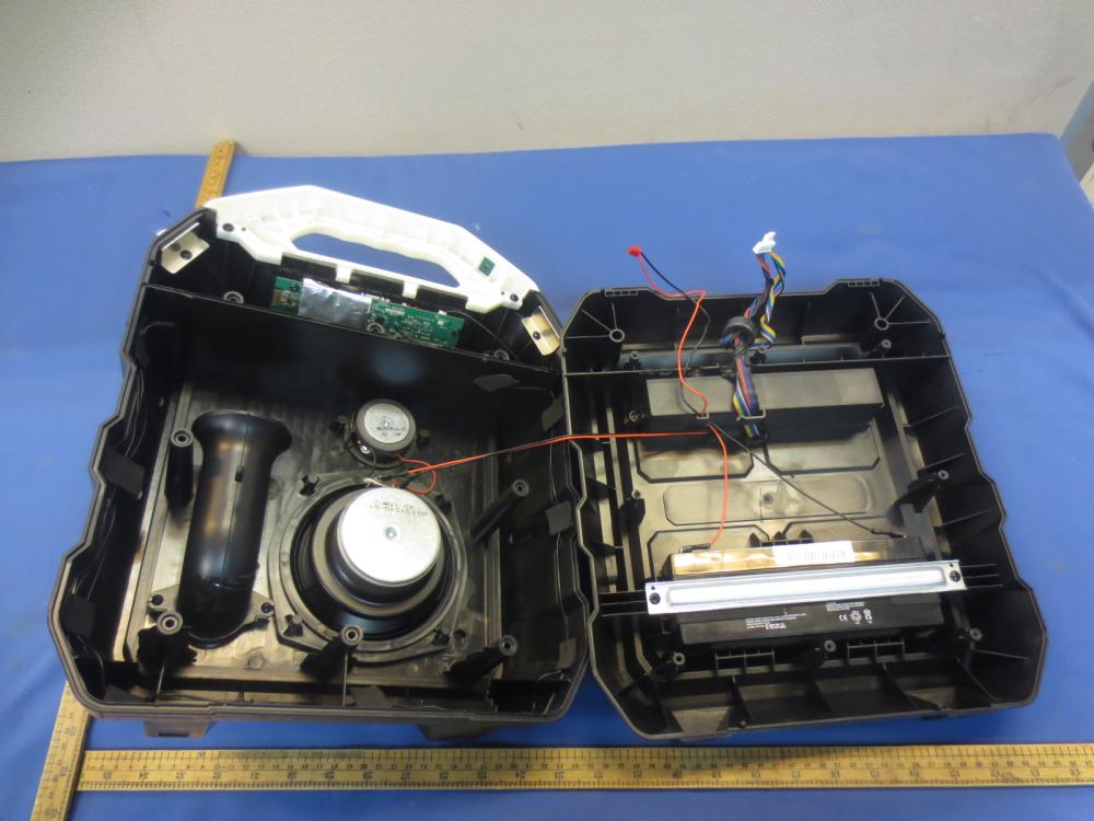 FCC ID 2AAIN-RAMBLER Internal Photos