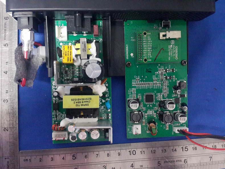 FCC ID 2AAP8ESB206 Internal Photos
