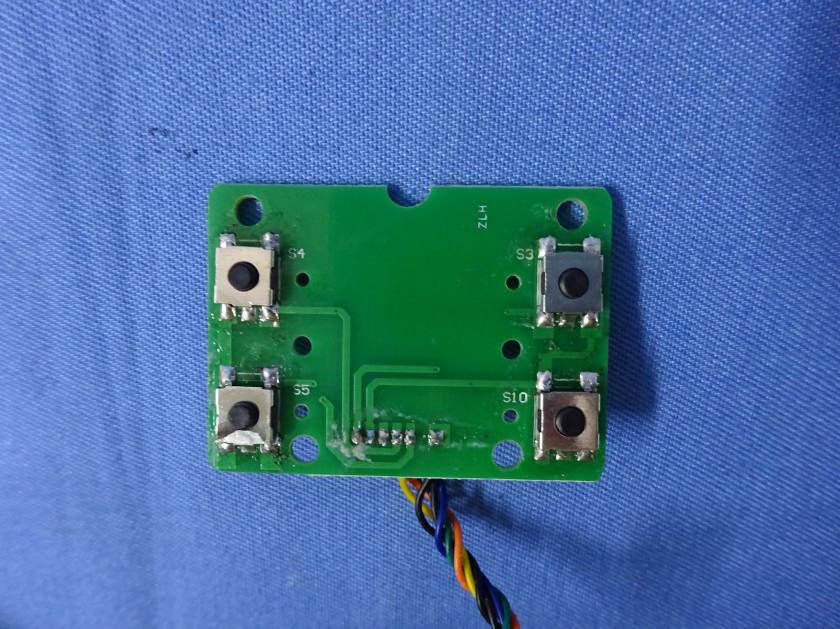 FCC ID 2AARVRCL-R8RADIO Internal Photos