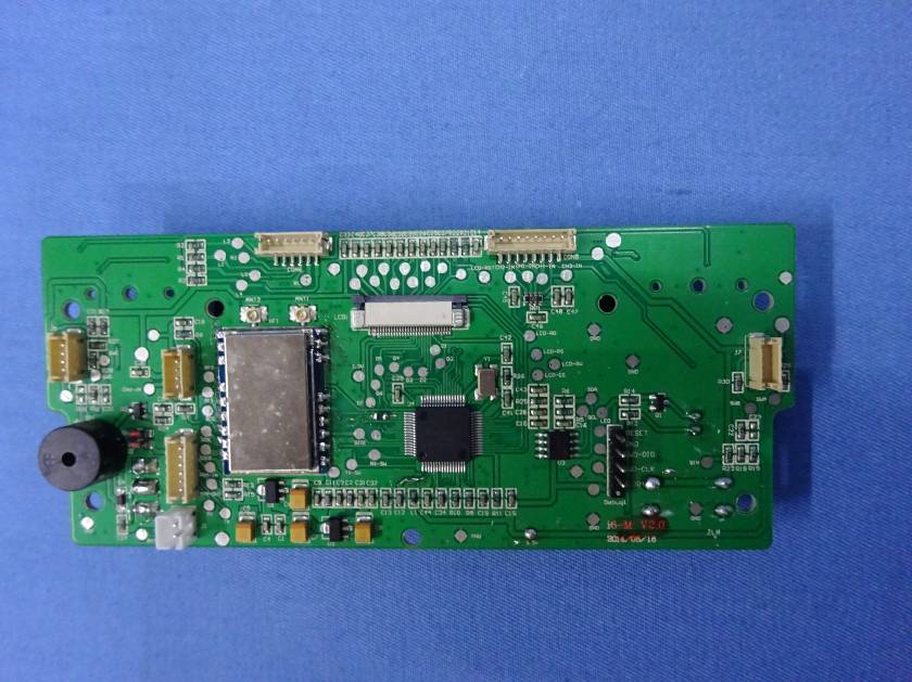 FCC ID 2AARVRCL-R8RADIO Internal Photos