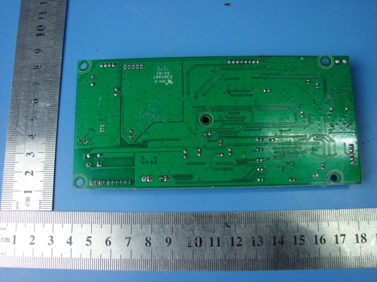 FCC ID 2AB3E-IPA27 Internal Photos