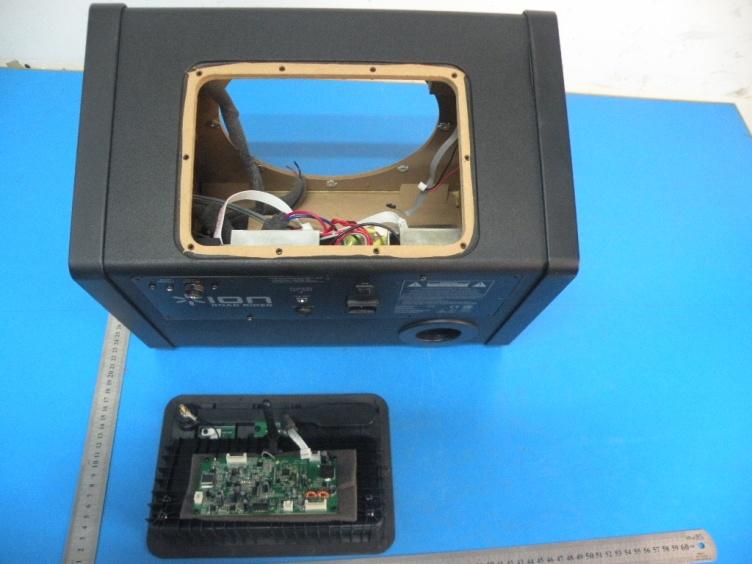 FCC ID 2AB3E-IPA29 Internal Photos