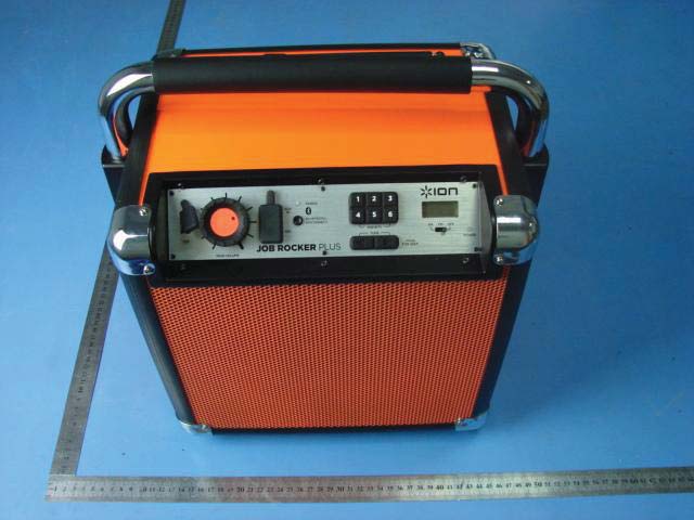 FCC ID 2AB3E-IPA74 External Photos