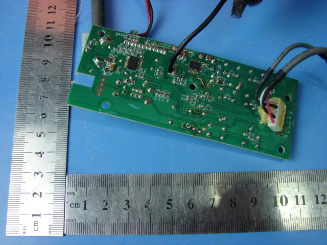 FCC ID 2AB3E-IPA74 Internal Photos
