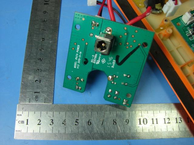 FCC ID 2AB3E-IPA74 Internal Photos