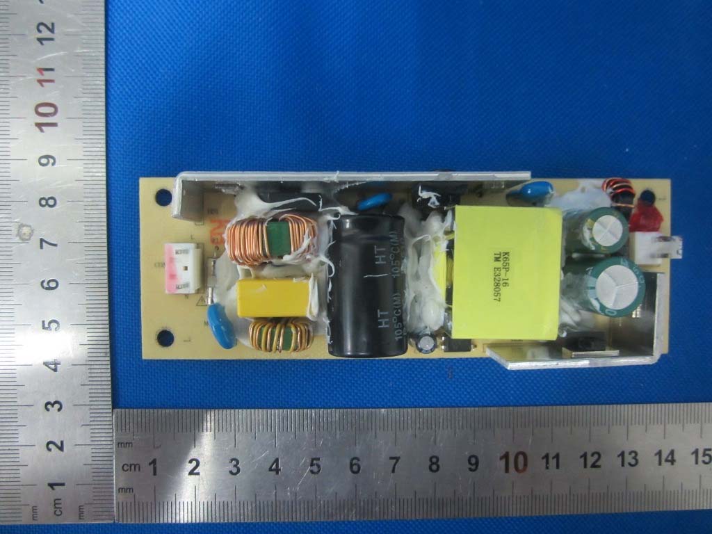 FCC ID 2AB3E-IPA75 Internal Photos
