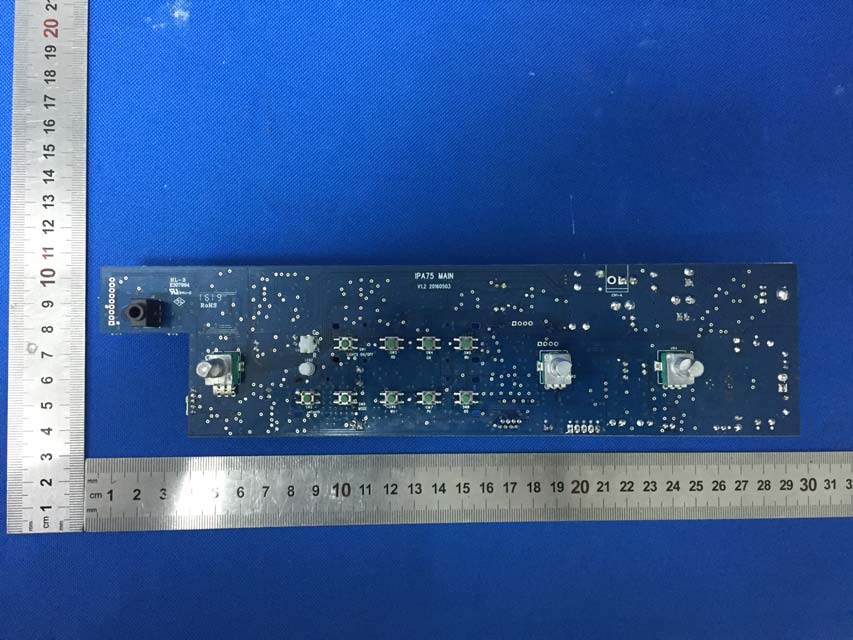 FCC ID 2AB3E-IPA75 Internal Photos