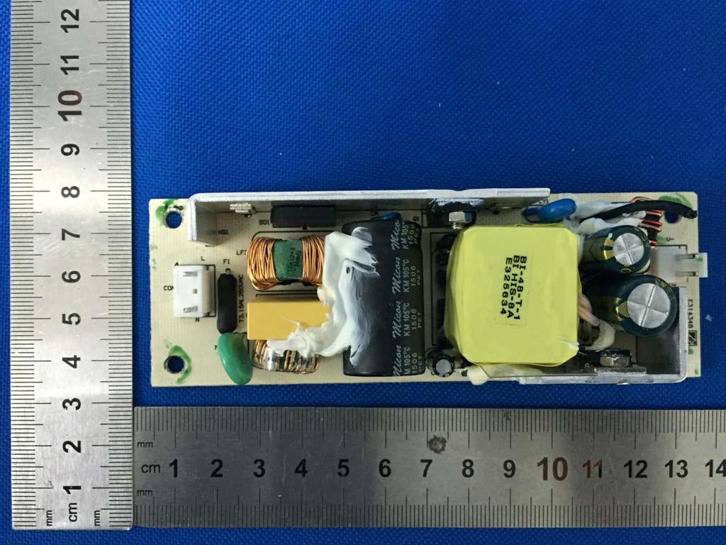 FCC ID 2AB3E-IPA79A Internal Photos
