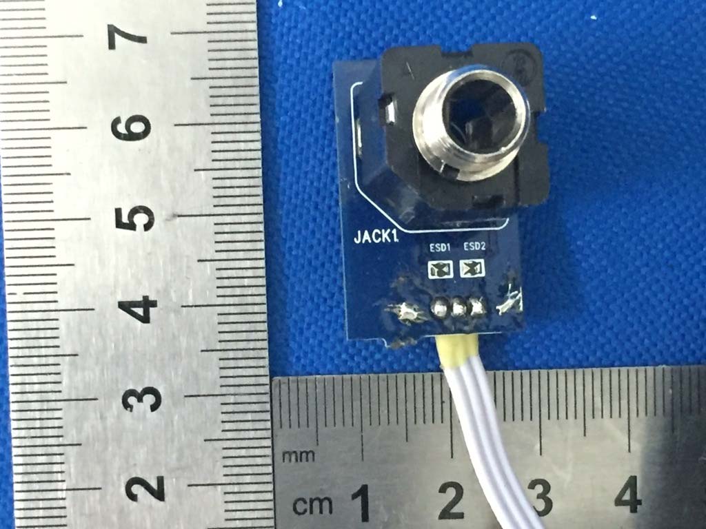 FCC ID 2AB3E-IPA79A Internal Photos