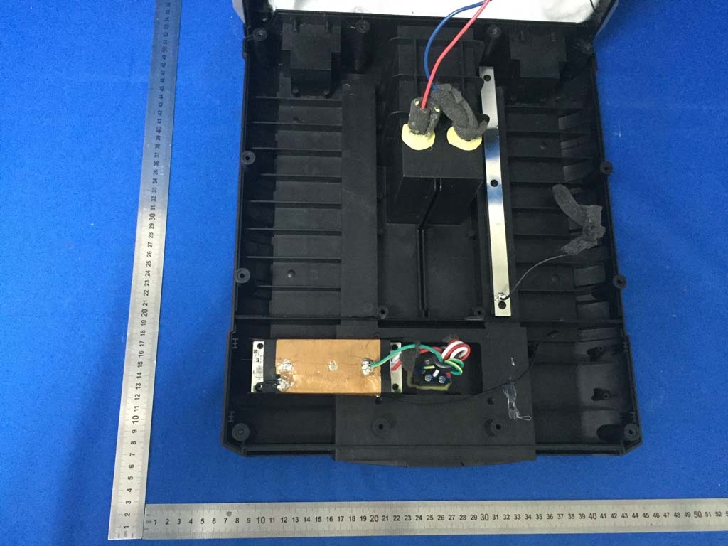 FCC ID 2AB3E-IPA79A Internal Photos