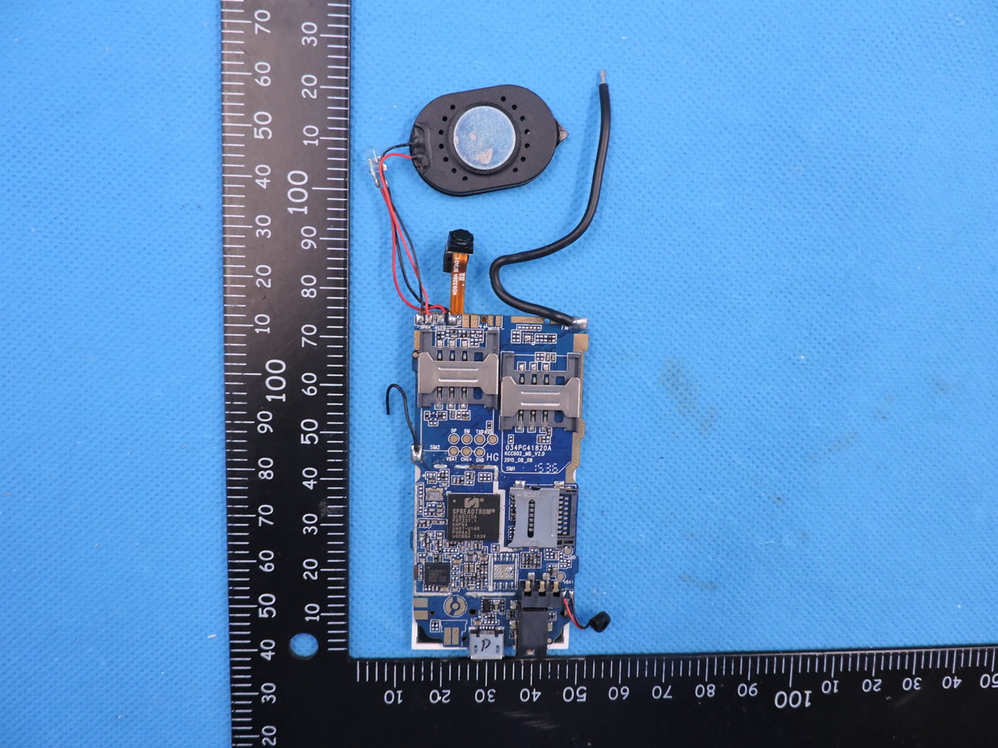 FCC ID 2AB7A-2017 Internal Photos