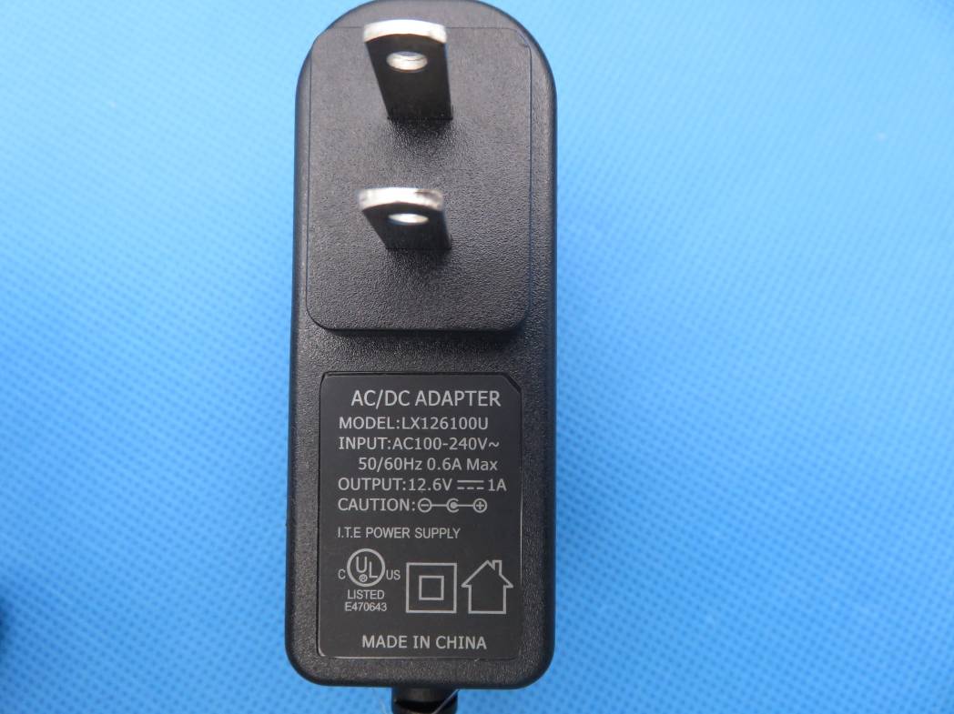 FCC ID 2AB9SM32 External Photos