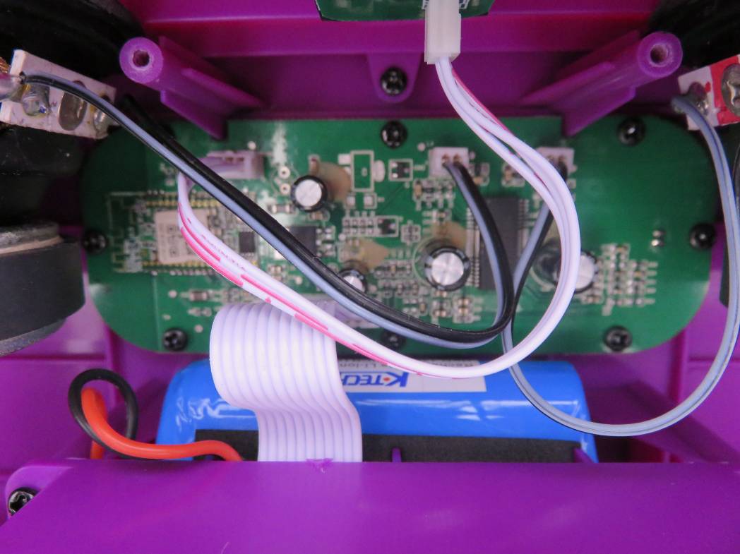 FCC ID 2AB9SM32 Internal Photos