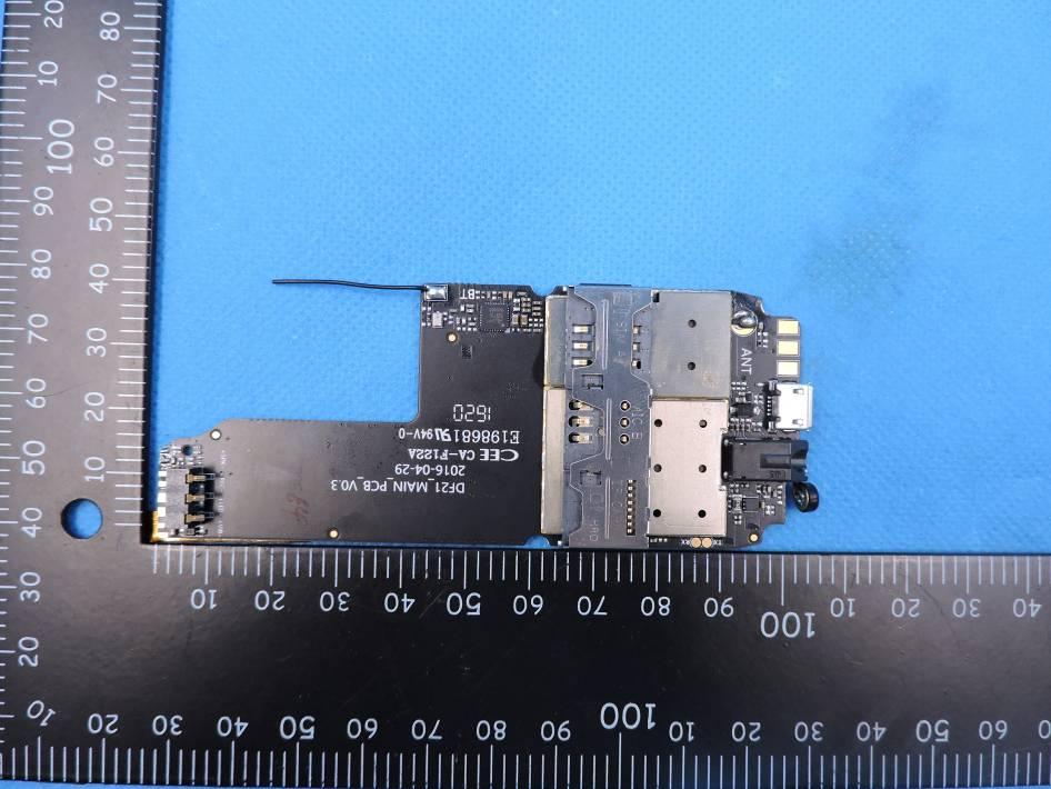 FCC ID 2ABBS-M333G Internal Photos