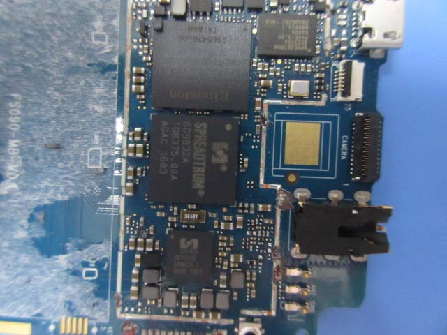 FCC ID 2ABOSSKYELITE40S Internal Photos