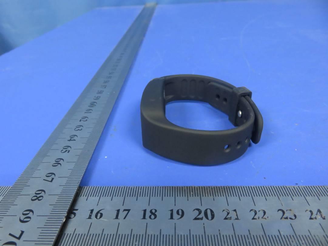FCC ID 2ABOSSKYHEALTHBAND External Photos