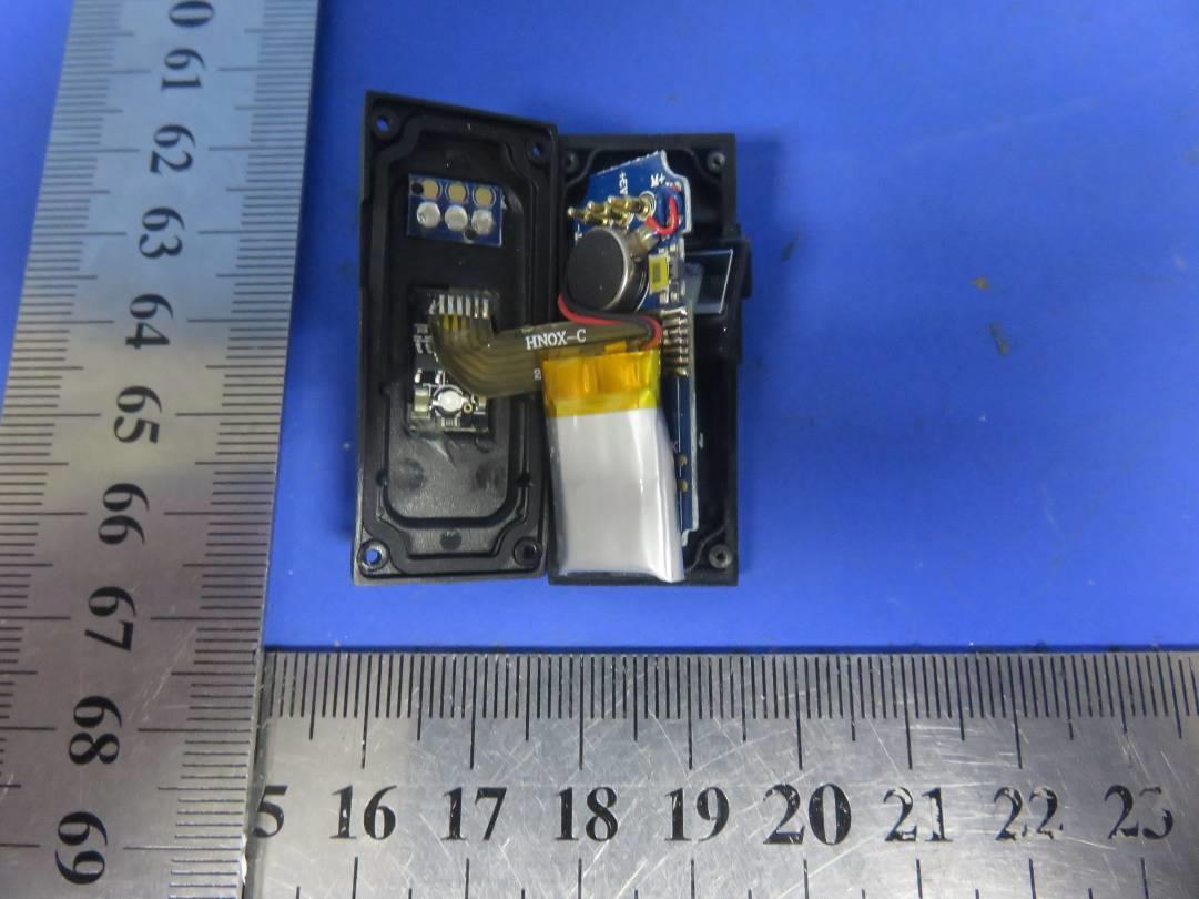 FCC ID 2ABOSSKYHEALTHBAND Internal Photos