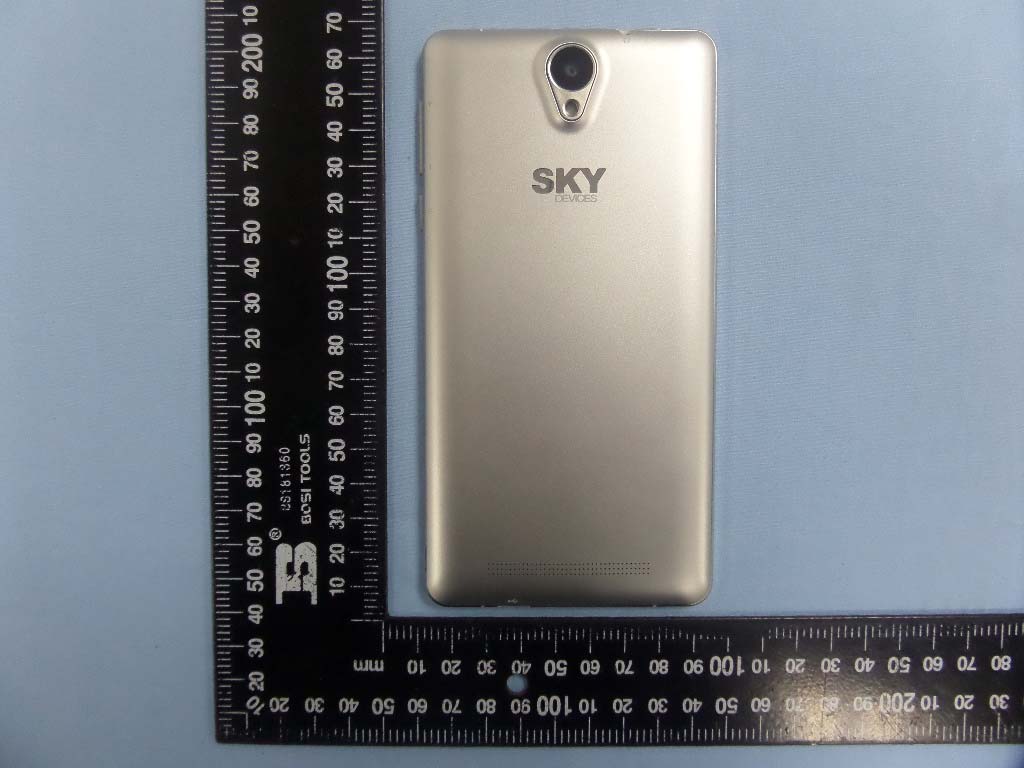 FCC ID 2ABOSSKYPLA60P External Photos