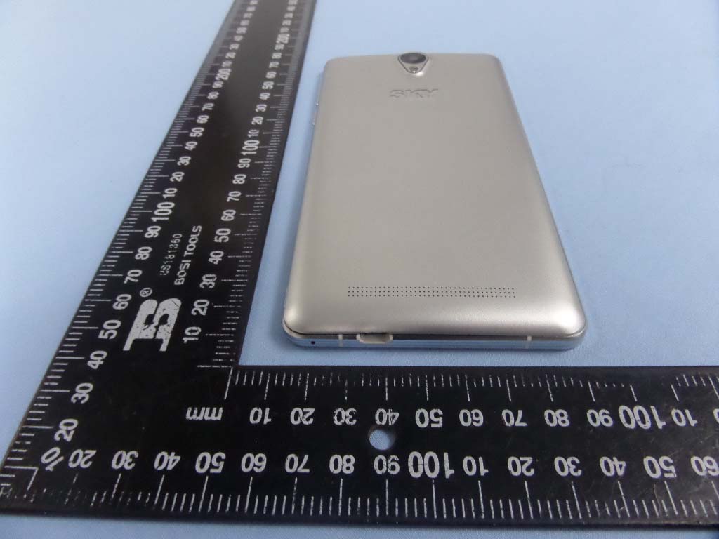 FCC ID 2ABOSSKYPLA60P External Photos