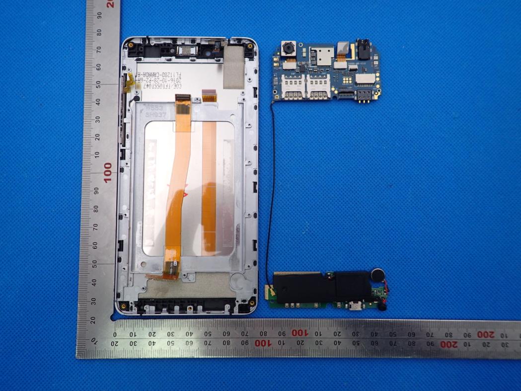 FCC ID 2ABOSSKYPLAT55C Internal Photos