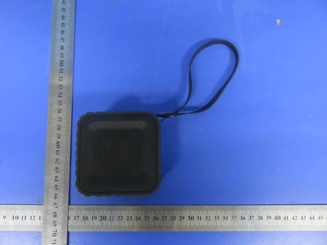 FCC ID 2ABPRHR-686 External Photos