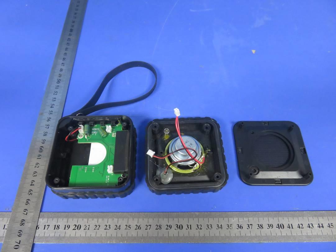 FCC ID 2ABPRHR-686 Internal Photos
