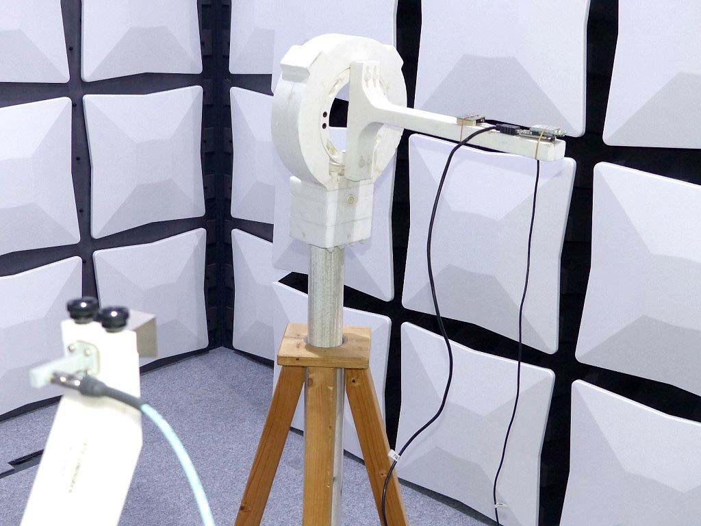 FCC ID 2ABQT-Q1049 Test Setup Photos