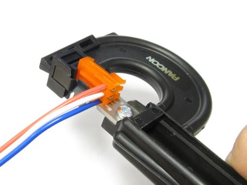 FCC ID 2ABT80003P1143 Users Manual