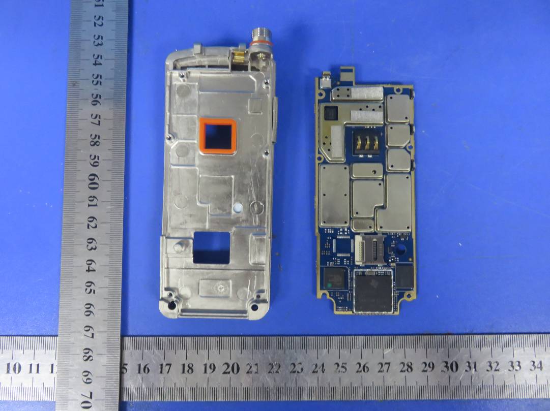 FCC ID 2ABUBSPH6050 Internal Photos