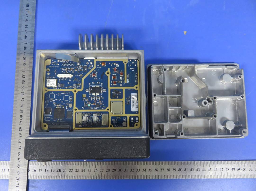 FCC ID 2ABUBSPM6015 Internal Photos