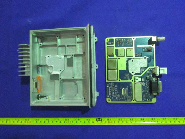 FCC ID 2ABUBSPM6040 Internal Photos