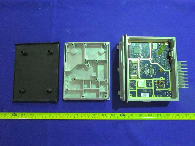 FCC ID 2ABUBSPM6040 Internal Photos