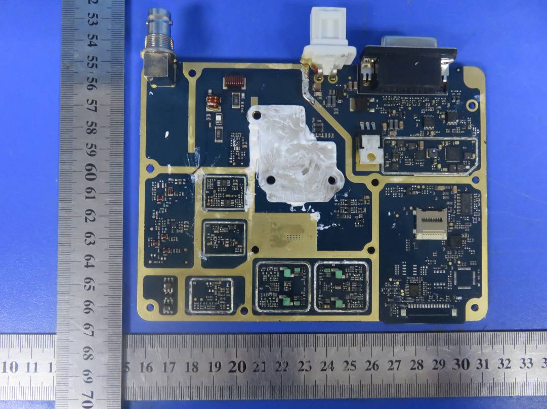 FCC ID 2ABUBSPM6050 Internal Photos