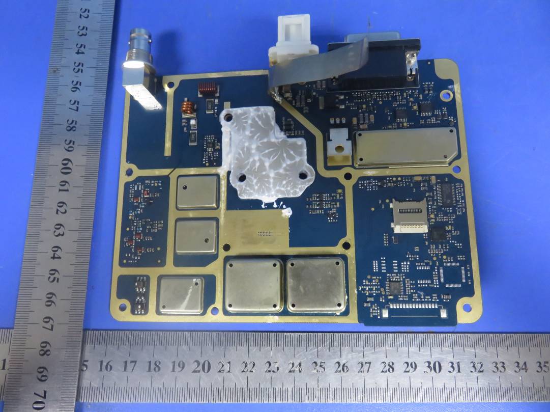 FCC ID 2ABUBSPM6050 Internal Photos