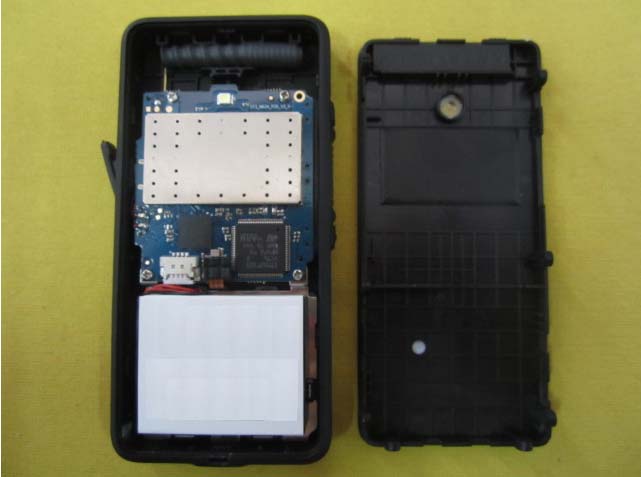 FCC ID 2ABUBST3 Internal Photos