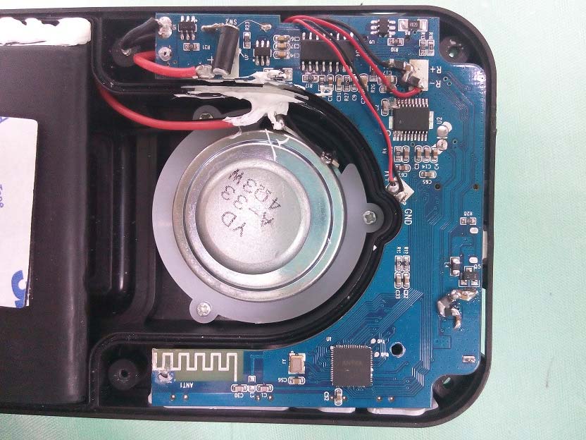 FCC ID 2AC4FMX7-B Internal Photos