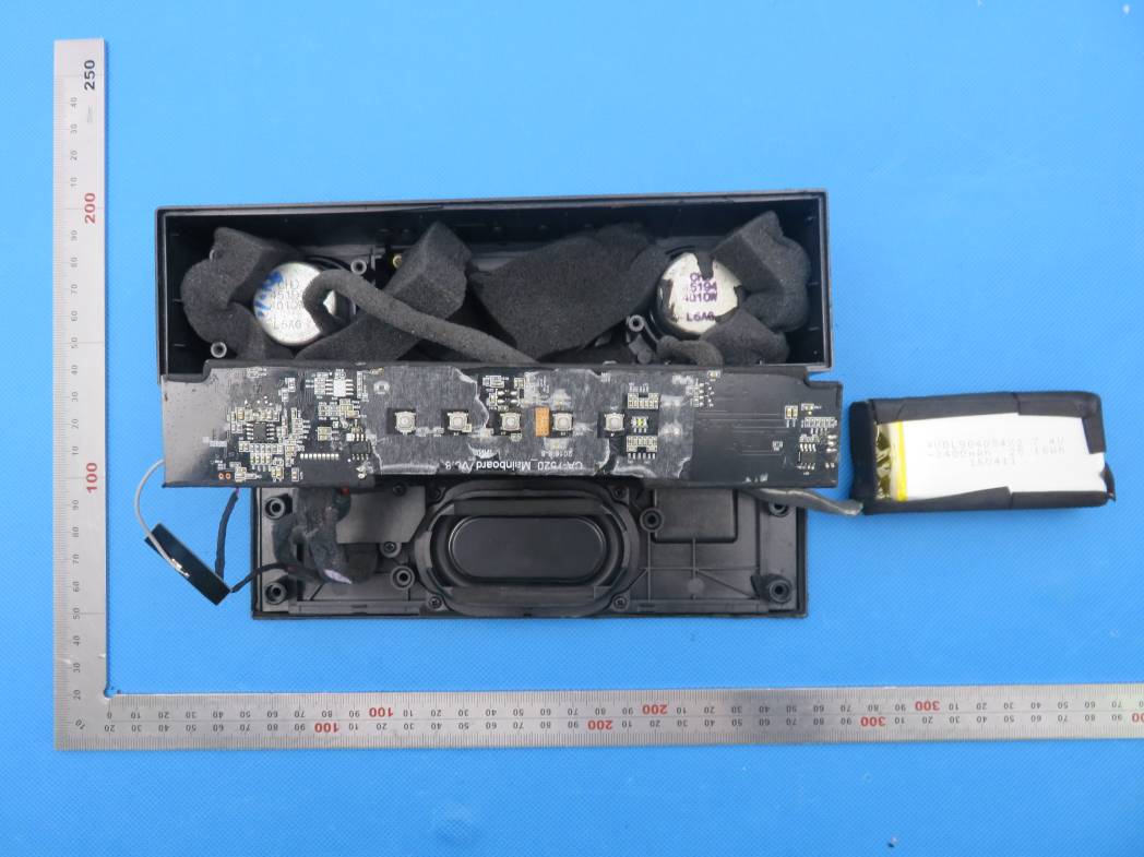FCC ID 2AC58REMIX Internal Photos