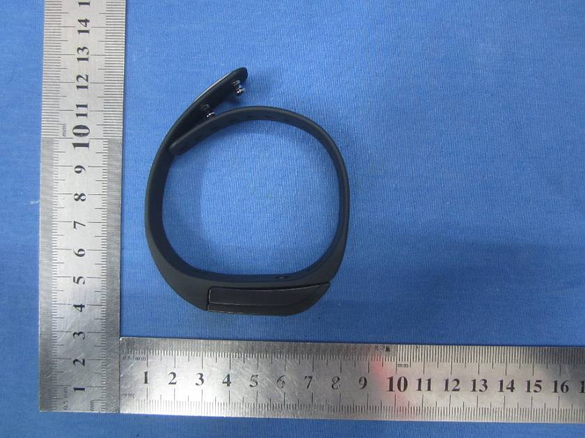 FCC ID 2AC76DW-007 External Photos