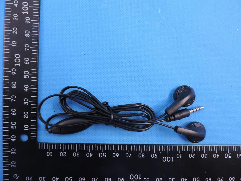 FCC ID 2AC7ISOLE-F250 External Photos