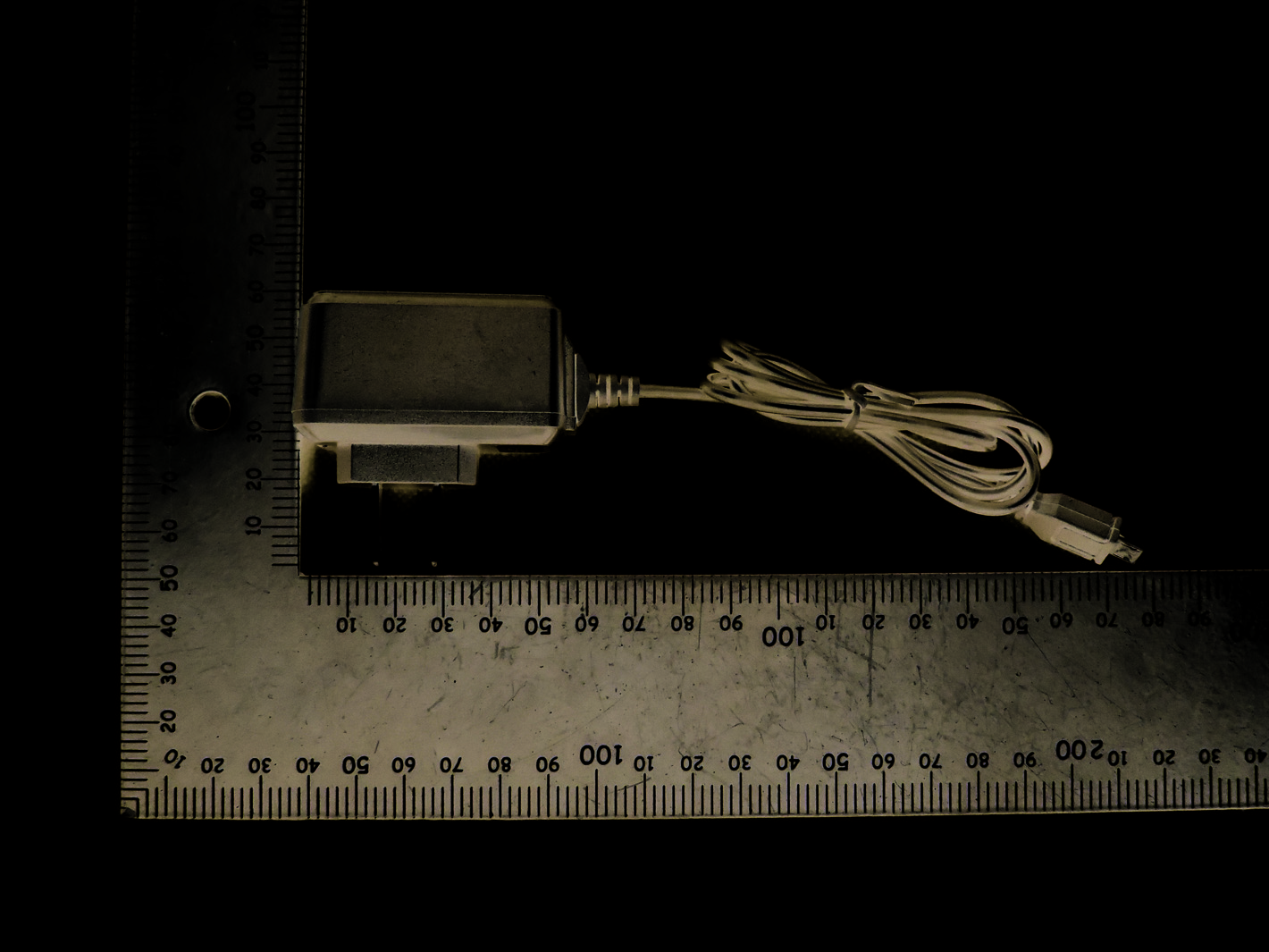 FCC ID 2AC7ISOLEB180 External Photos