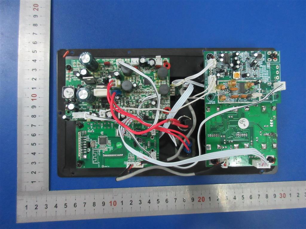 FCC ID 2ACF2-M5 Internal Photos