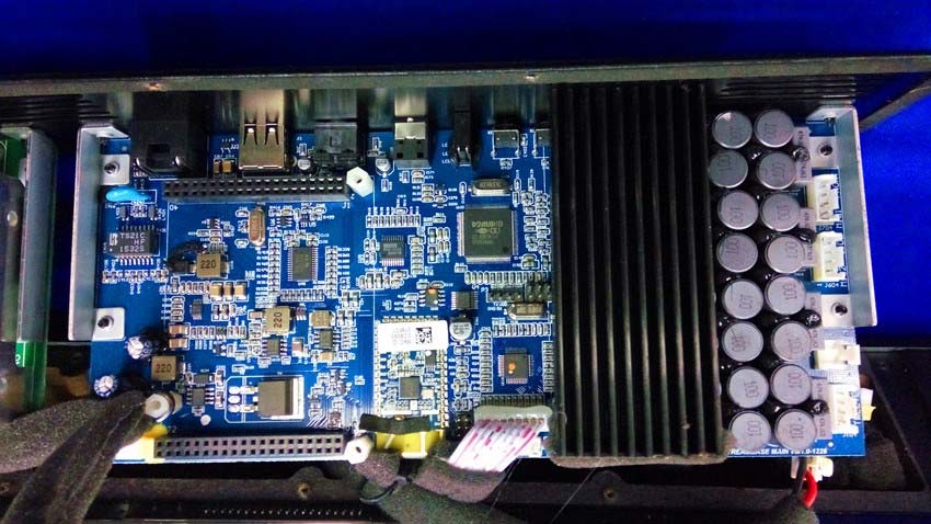 FCC ID 2ACK6STRMBASE Internal Photos