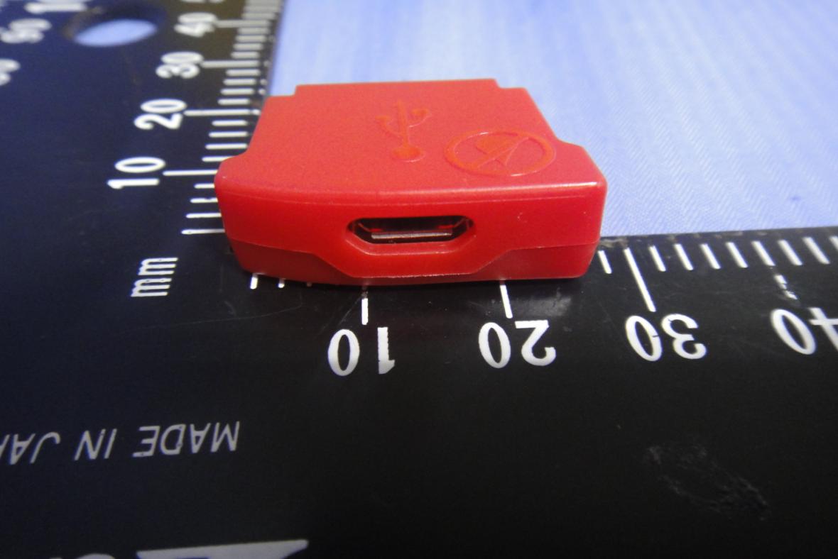 FCC ID 2ACKFSL512 External Photos