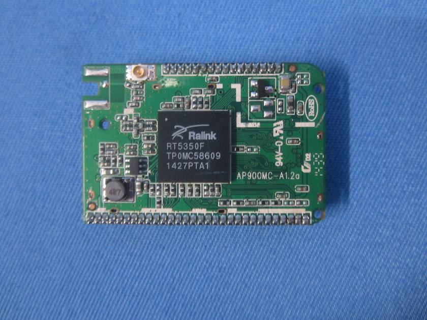 FCC ID 2ACMYAHS6R Internal Photos