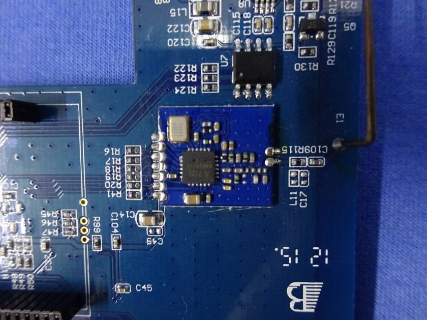 FCC ID 2ACMYAHS6R Internal Photos