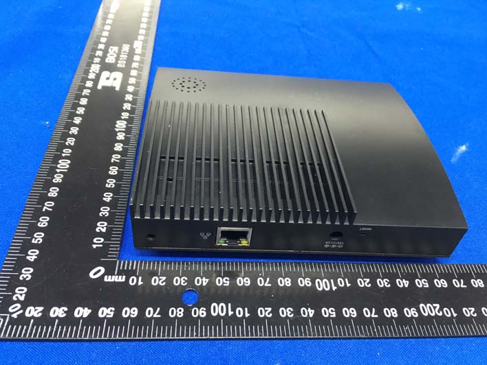 FCC ID 2ACMYAHS8R External Photos