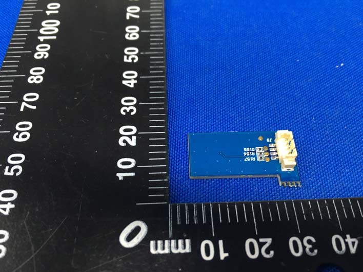 FCC ID 2ACMYAHS8R Internal Photos