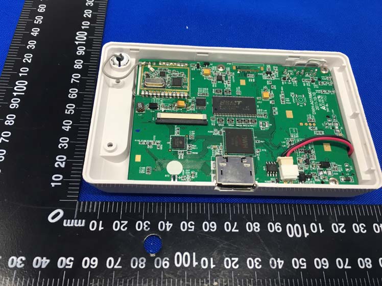 FCC ID 2ACMYAWS22R Internal Photos